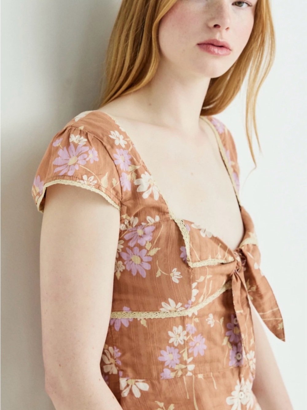 Free People NWT Floral Tie-Front Call Me Baby Women's Top - Meerkat - Picture 2 of 5